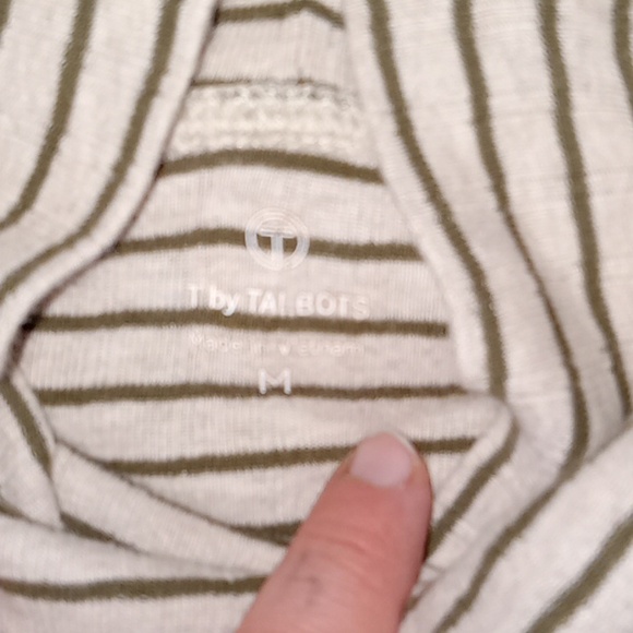 Turtle 🐢 Neck - Picture 3 of 3